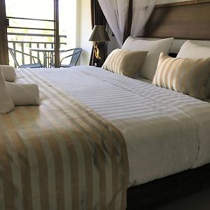 Deluxe Double or Twin Room Garden View